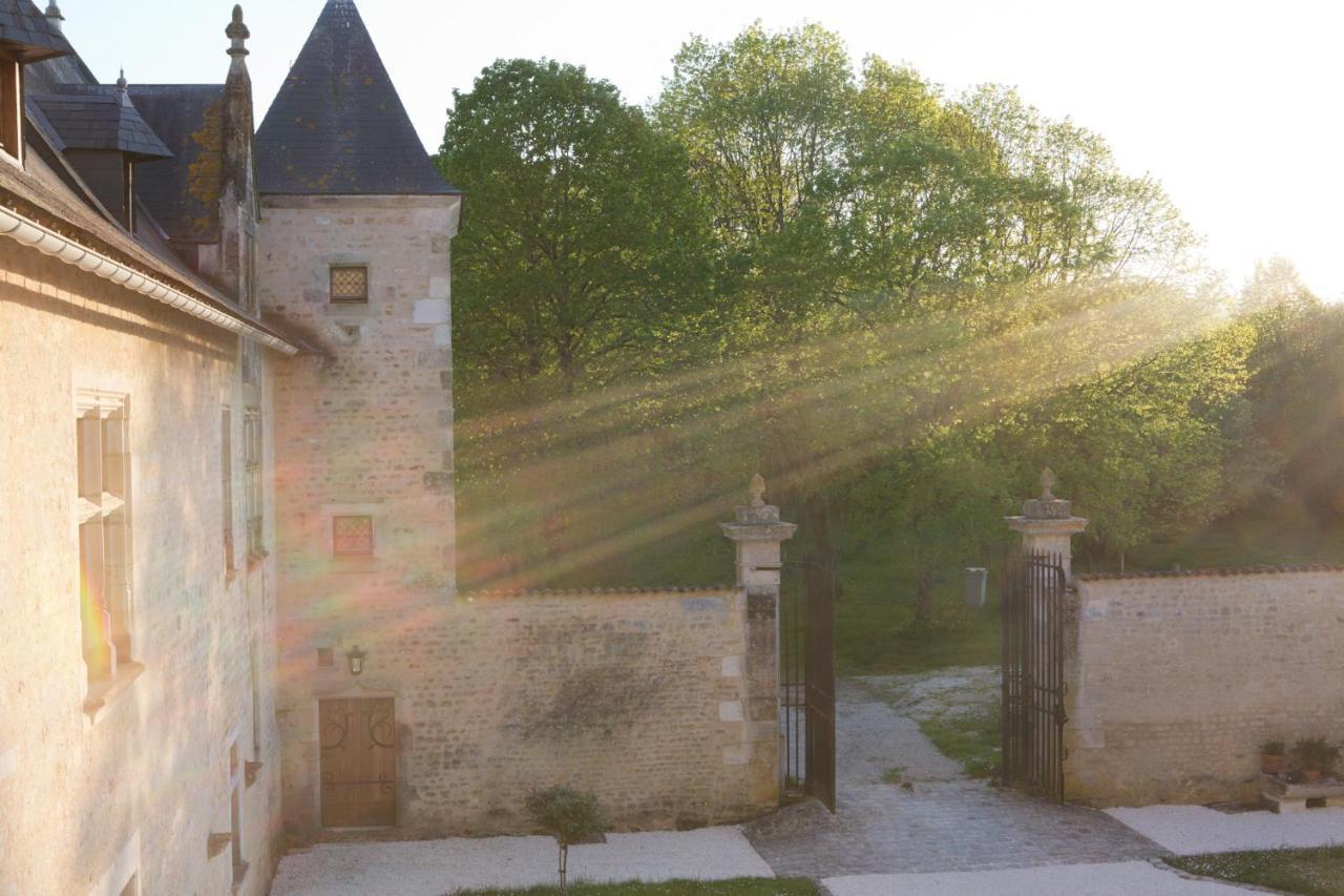 Chateau De Bois Charmant Les Nouillers Kültér fotó